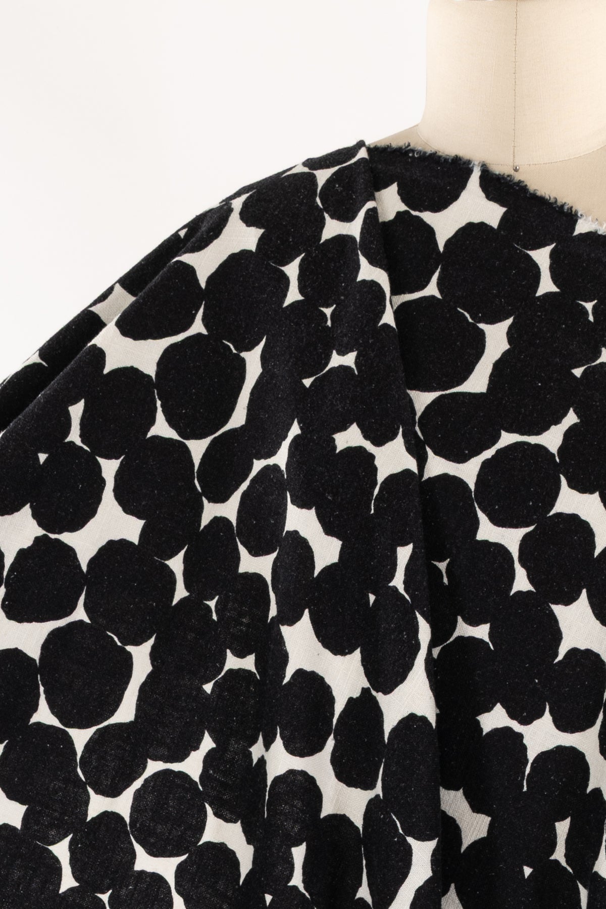 Dashing Dots Linen Woven