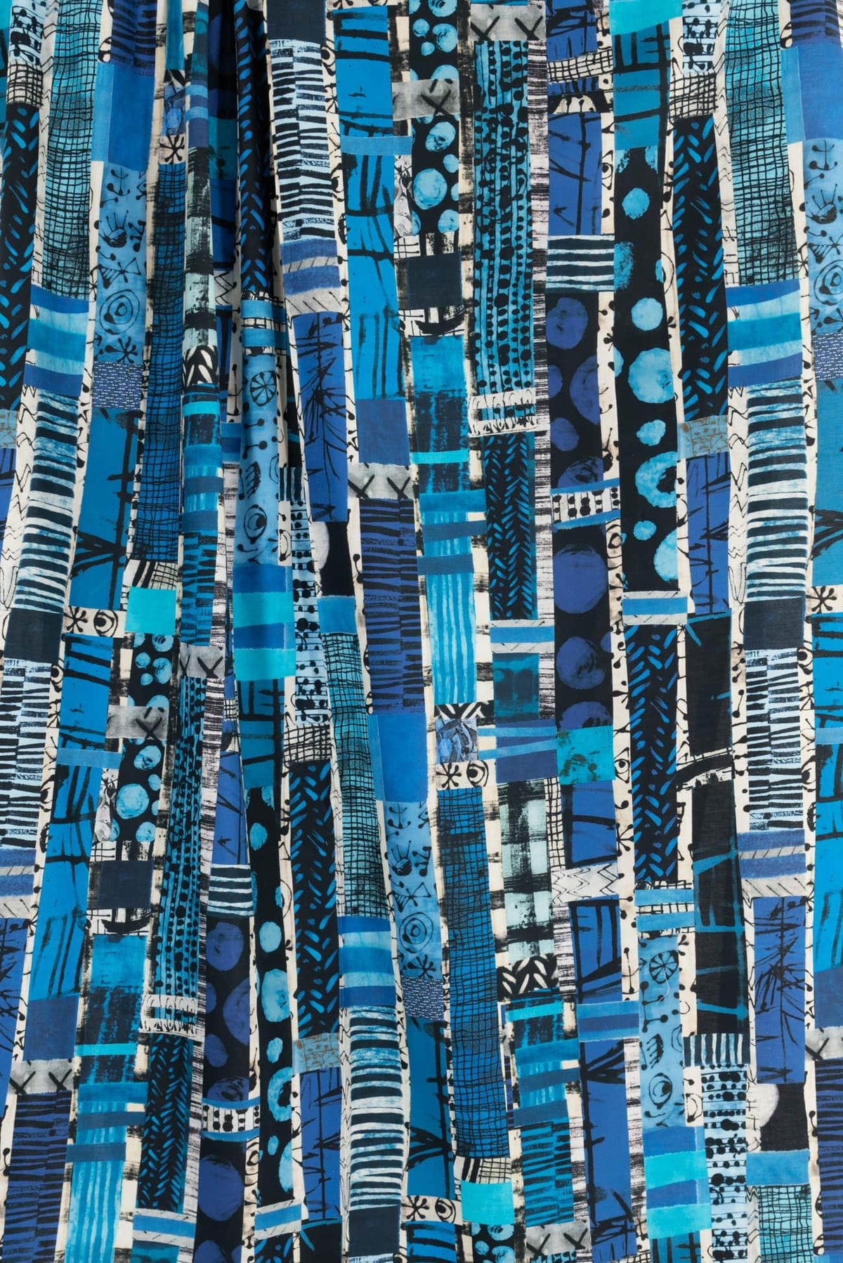 Blue and black abstract geometric print fabric for apparel sewing